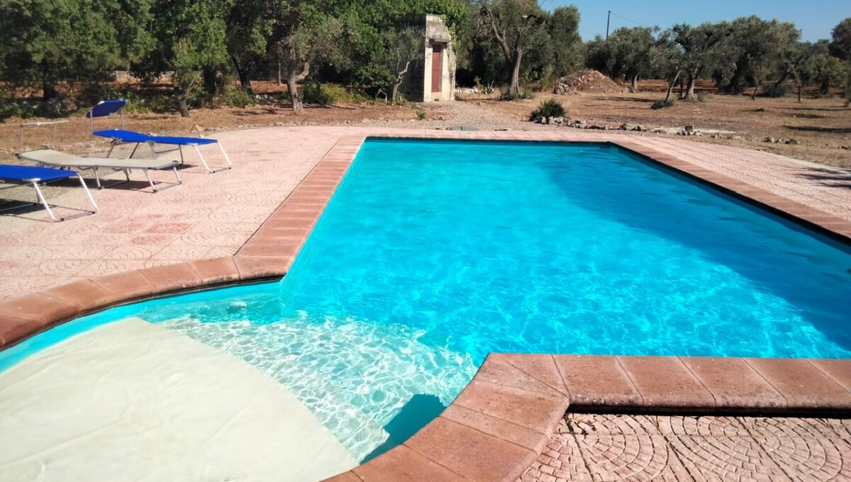 a0caa049-28d1-40bb-9da4-04b059cc01a9