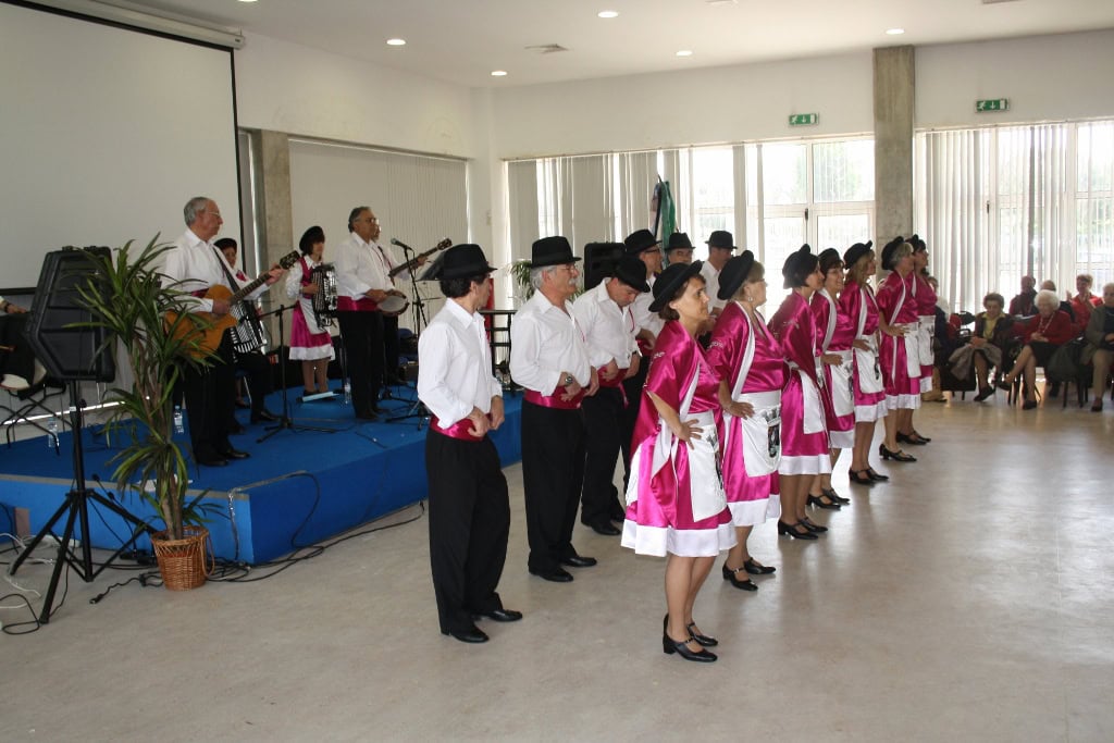 Grupo Canto e Dança