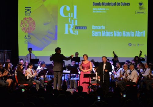 Concerto "Sem Mães não havia Abril"