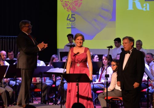 Concerto "Sem Mães não havia Abril"