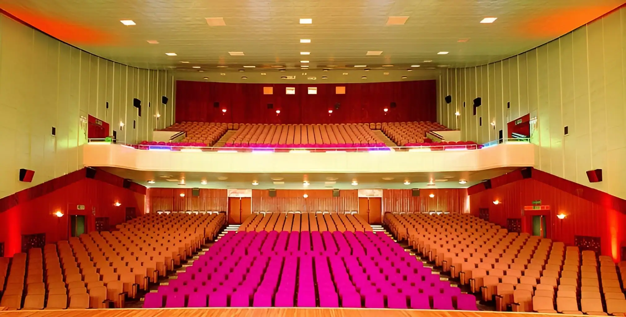 Seating chart of Chaoyang Theatre, viewed from the stage towards the audience.