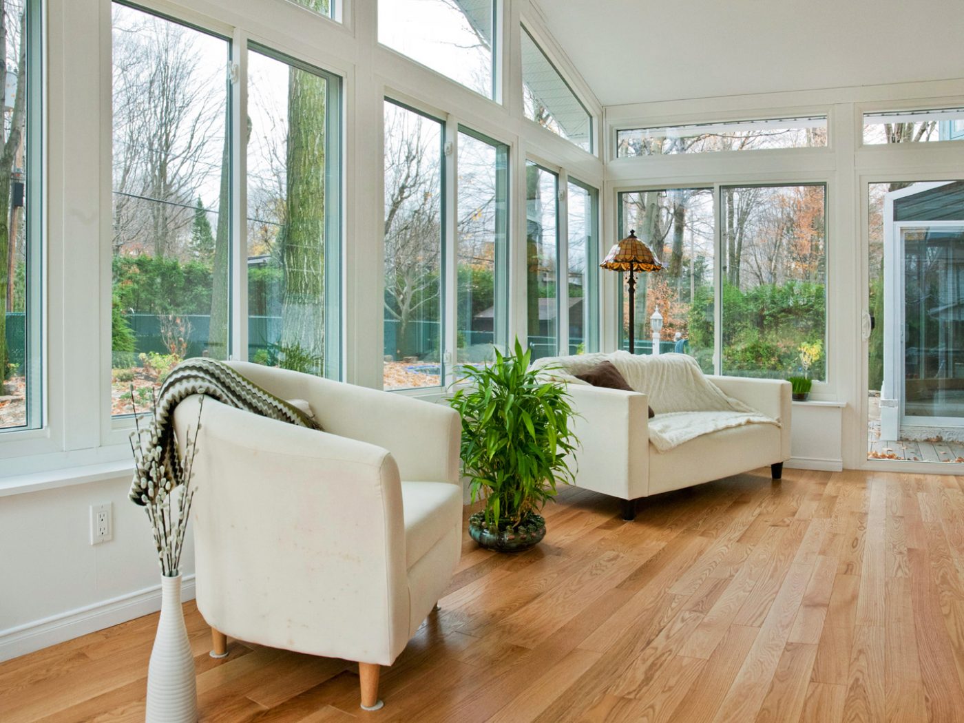 white-eco-green-knee-wall-transitions-1.jpg