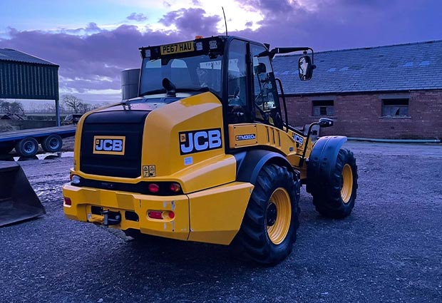 https://www.clarkeandpulman.com/wp-content/uploads/2022/05/jcb-number-one-clarke-and-pulman-2.jpg