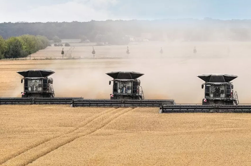 3 Fendt Ideal's in the field