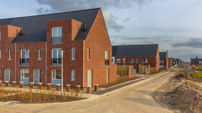 newly-built-houses-in-modern-street-2025-03-23-22-47-26-utc_result