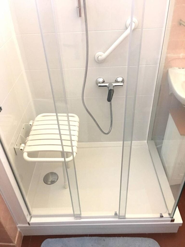 Remplacement baignoire par douche senior