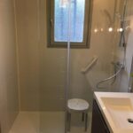 Remplacement baignoire par douche senior sécurisée Pernes Les Fontaines (84)