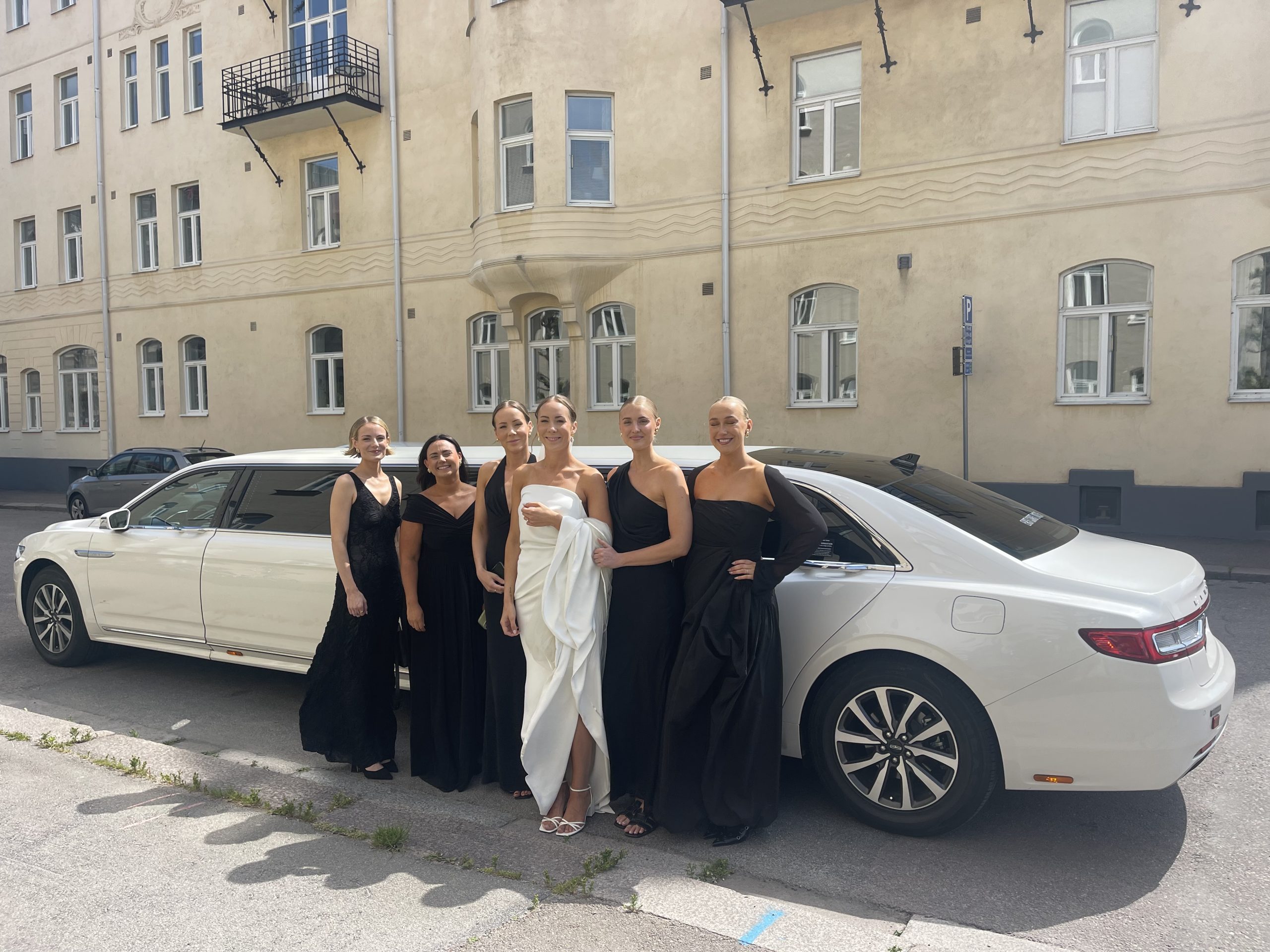 Hyr Lincoln limousine till bröllop