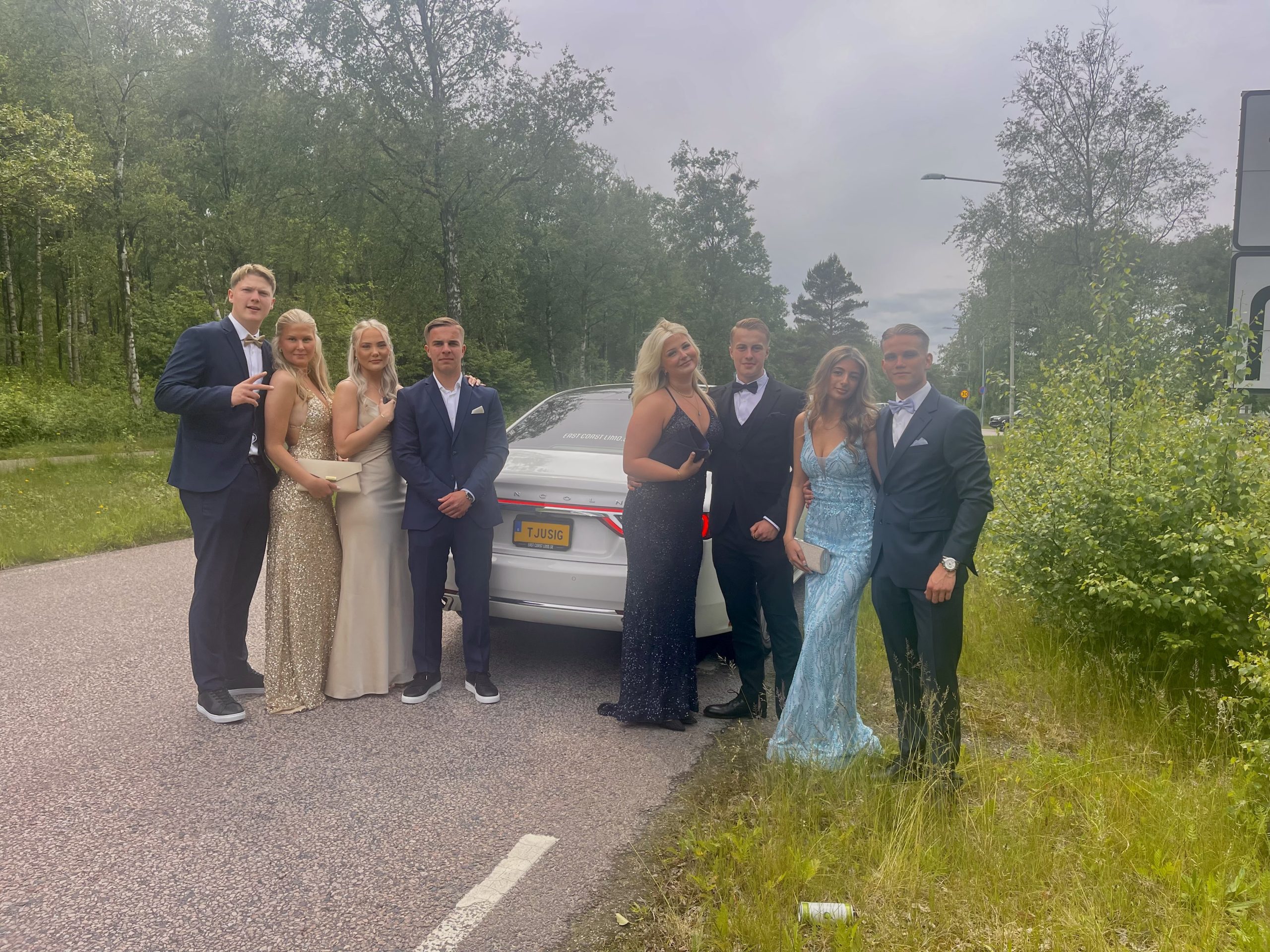 Hyr limousine till studentbal Halmstad