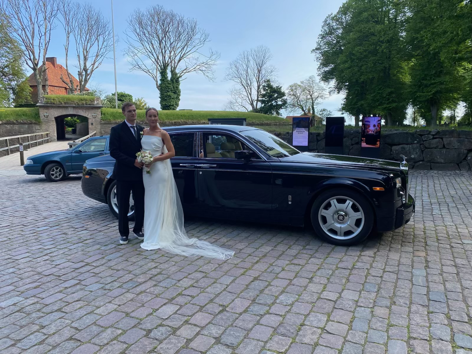 Hyr Rolls-Royce till bröllop
