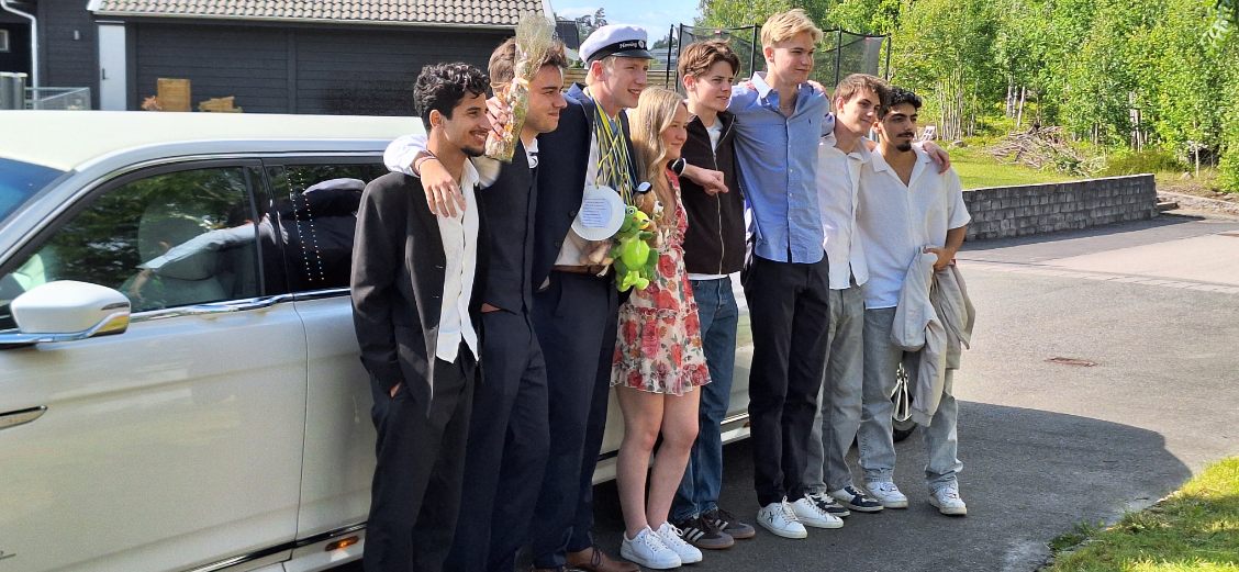 Hyr limousine till studenten