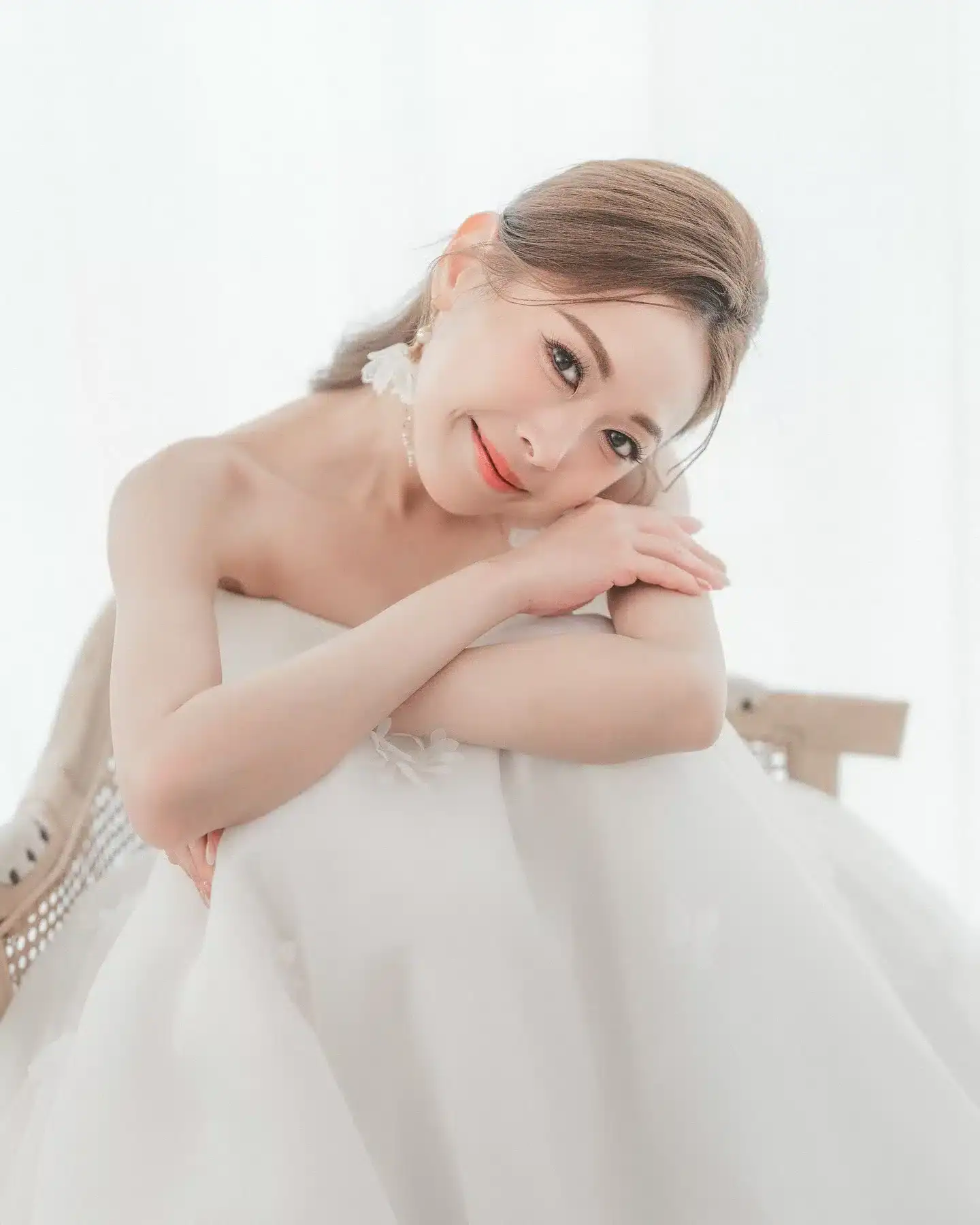 首頁 11 全日 Big Day 新娘妝髮作品