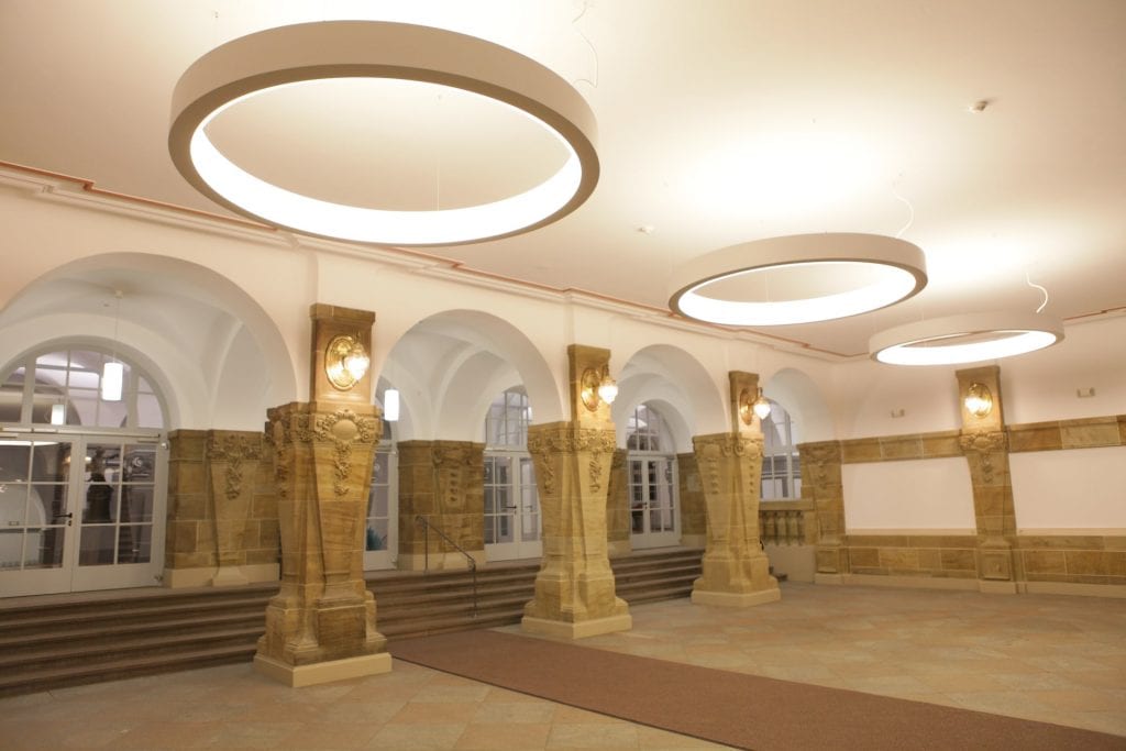 led pendelleuchte liquid lichtdecke