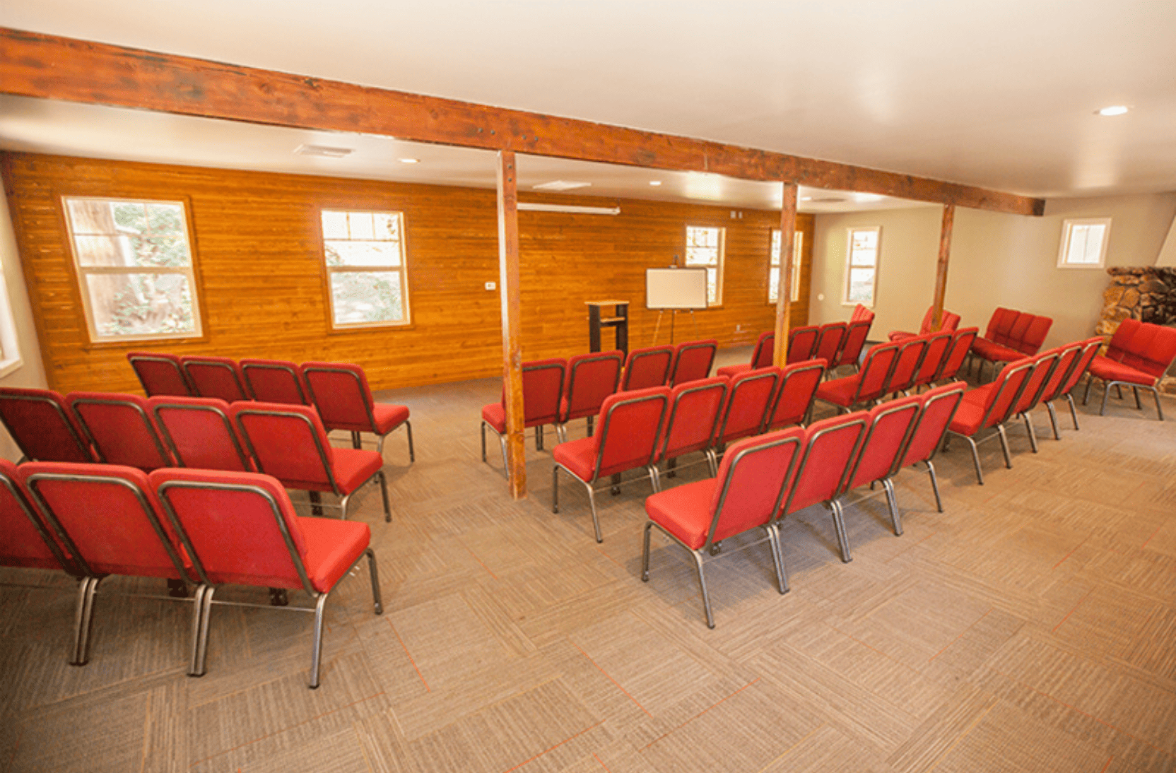 Blackberry Lodge meeting space with rooms set up facing the front of the room