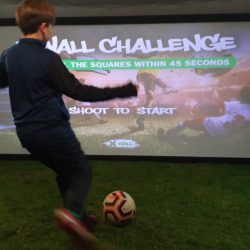 Voetbalmuur - Voetbalattractie