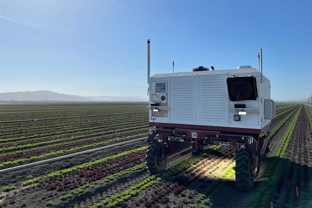 The bedtop lighting allows sufficient accuracy to run day and night. The company says the lighting was one of the toughest hurdles to overcome. - Photo: Carbon Robotics