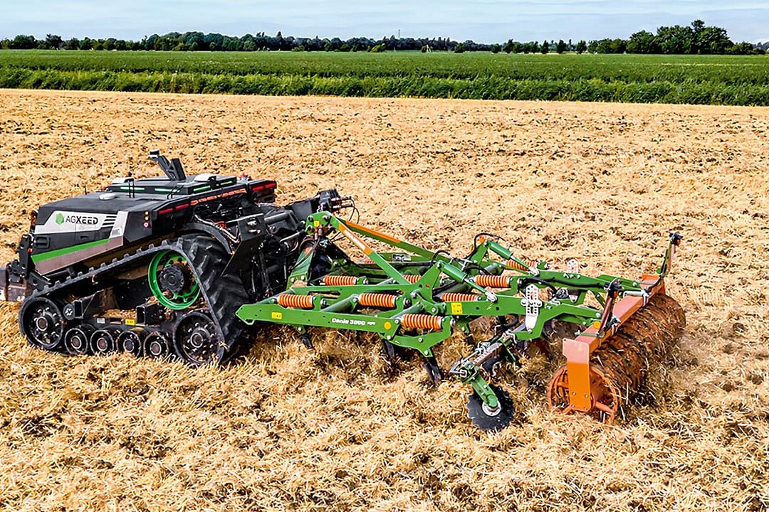 Amazone is currently considering using autonomous machines, such as this Dutch Agxeed field robot, in the trials. - Photo: Amazone