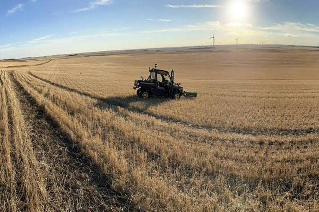 Travis Messer and his family farm 12,000 acres in North Dakota, US, where they grow corn, canola and other field crops. - Photo: Travis Messer