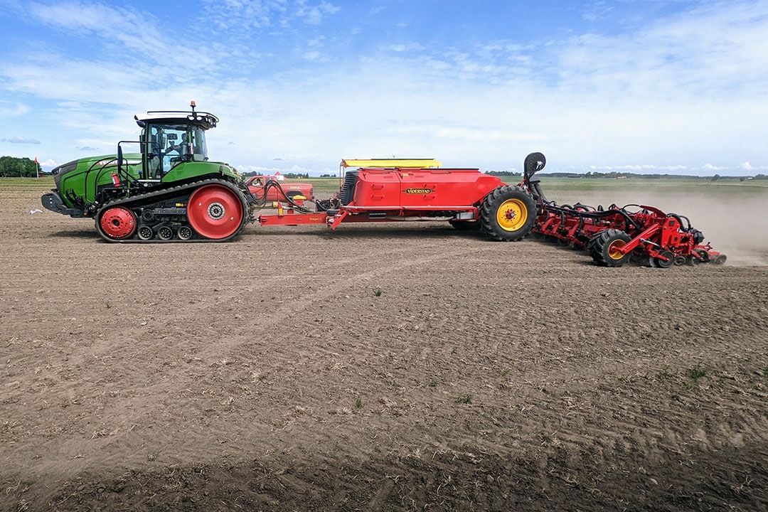 Hovnert: “I believe that the future of tillage, drilling and planting will be coupled with (even) more digitalisation involving more data for decision making on the right timing, depth, speed and the correct dosing rate of drilling.”