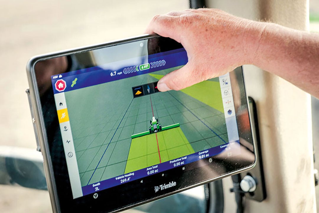 Trimble's new flagship GFX-1260 is a 12-inch (30.5 centimeters) display. - Photo: Trimble