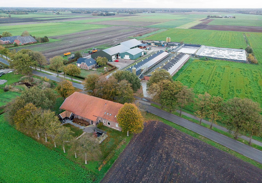 Aerial picture of a Dutch farm that participates in the Dutch NPPL precision farming project. Most Dutch arable farms are relatively small, compared to farms in other countries.- Photo: Wageningen University & Research