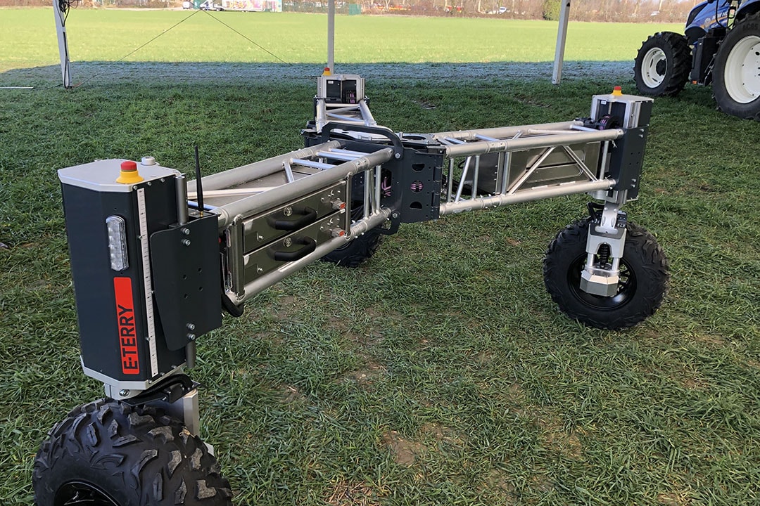 E-Terry is designed as a toolcarrier, with its tripod configuration providing flexibility for mounting a range of sensors or mechanical weeders and other implements.