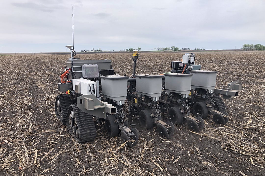 This year the Salin 247 will be put through its paces with the Iowa Soybean Association in an on-farm trial project on ten farms, evaluating row width and seed populations.