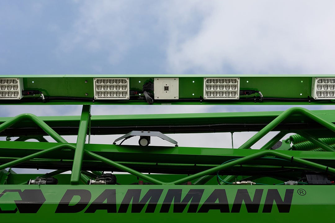 A Dammann sprayer with the Smart Spraying Solution, showing a field camera unit (in the center) and lighting units (on each side) of the weed management system. - Photo: BASF