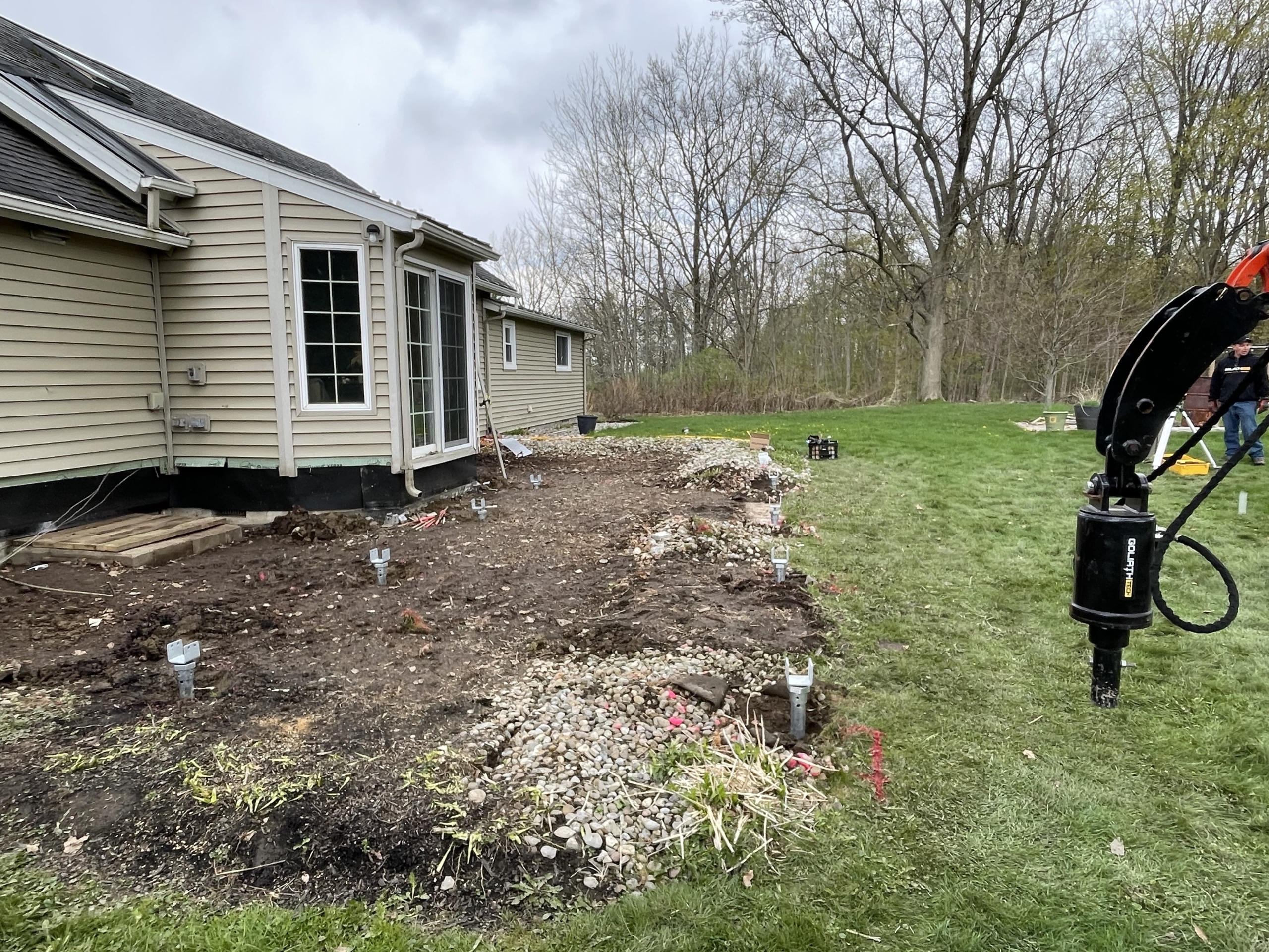 lengthwise-8-piles-scaled