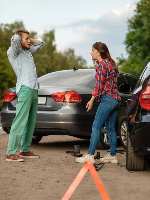 car-accident-on-road-man-and-woman-are-sorted-out.jpg car-accident-on-road-man-and-woman-are-sorted-out.jpg
