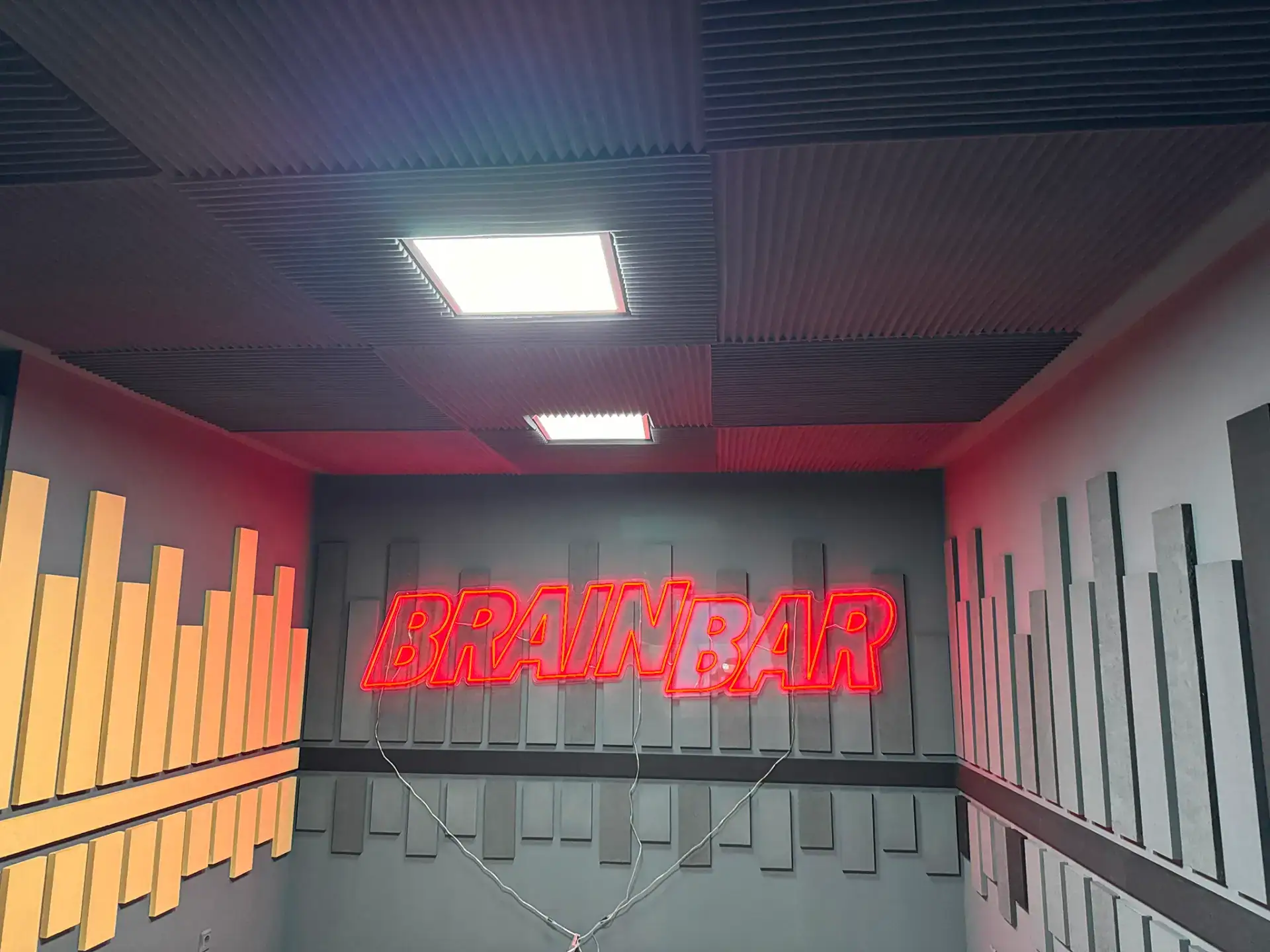 Főoldal 19 Hanghatas_munkak_LAMA_BrainBar