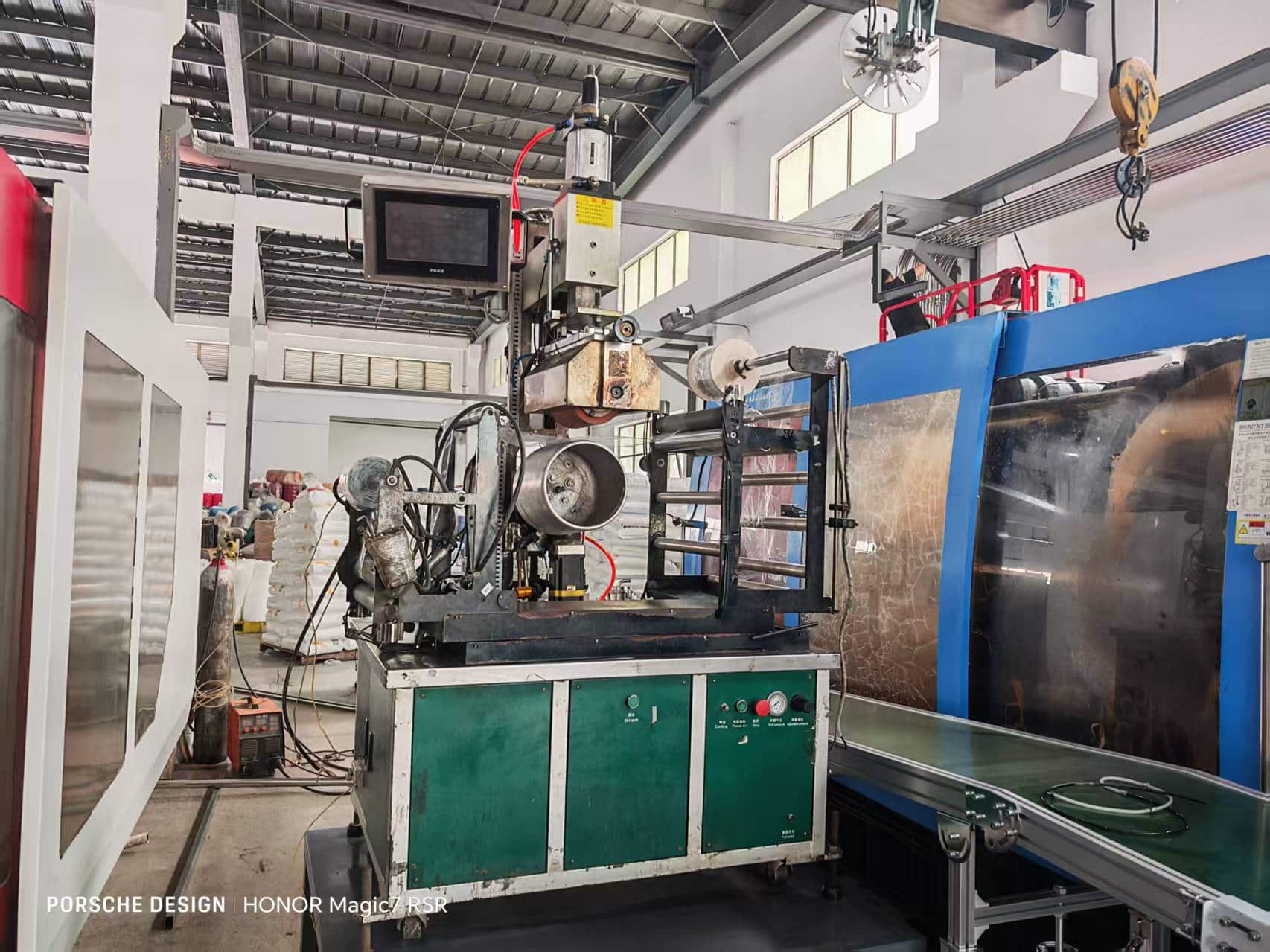 Empowering global manufacturers with reliable IML automation and factory machinery solutions.