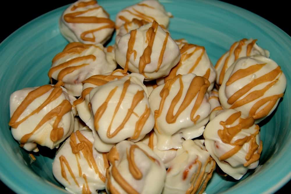 chocolate peanut butter pretzels