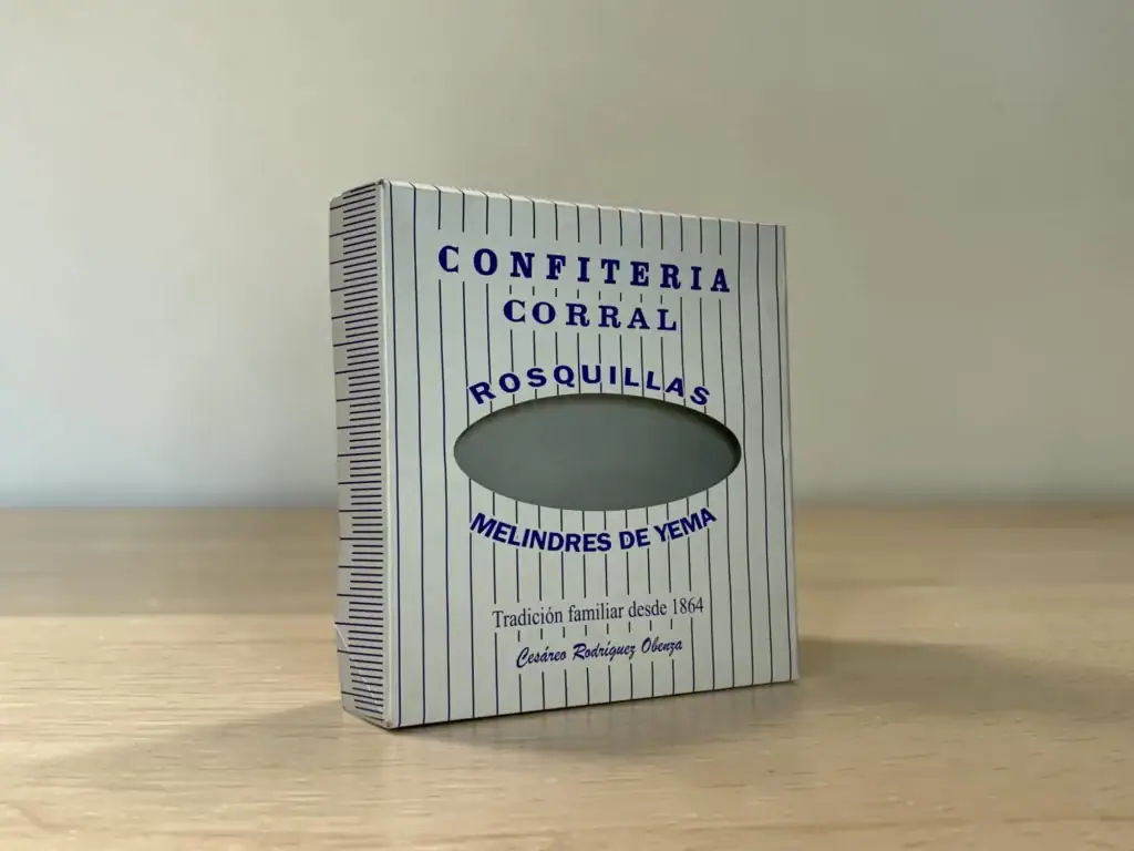 Caja para pasteleria Confiteria Corral en Ourense