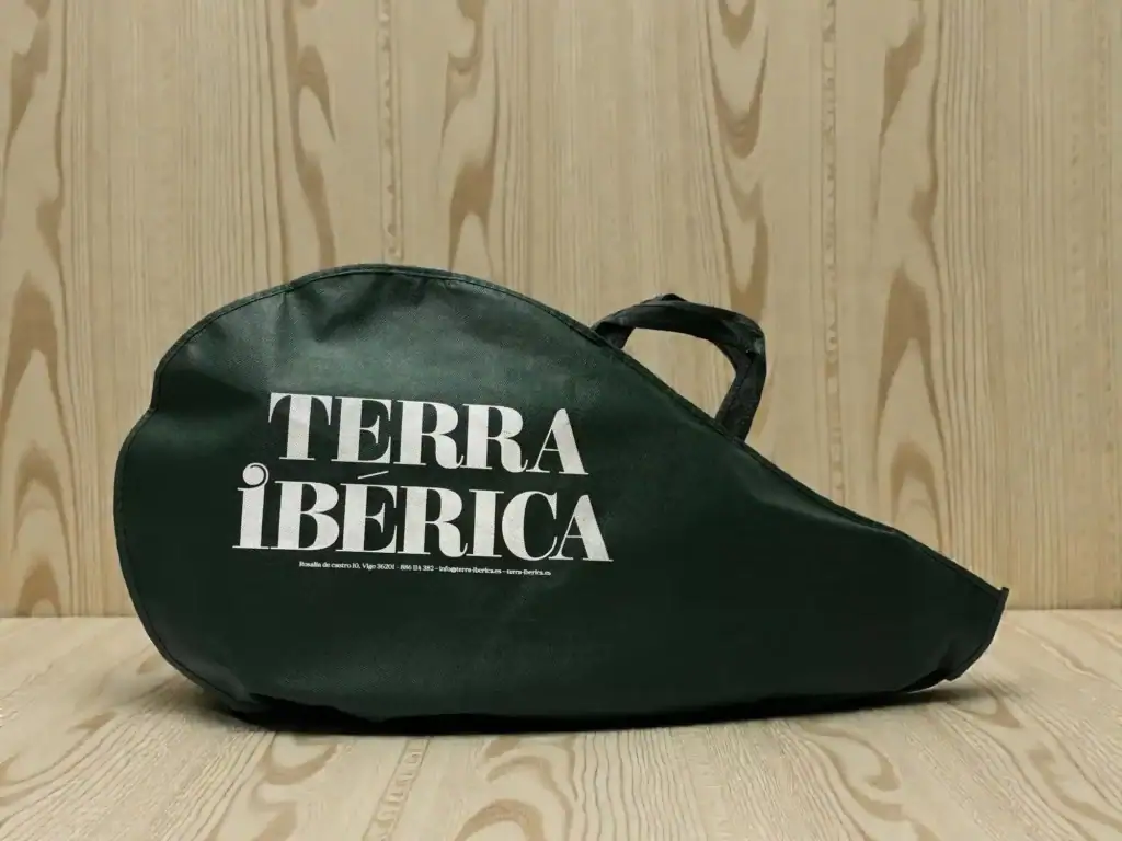 FUNDA DE ALIMENTACION TERRA IBERICA EN VIGO