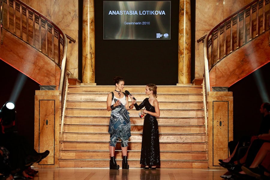 Hamburger Moderatorin führt beim Euro Fashion Award durch den Abend