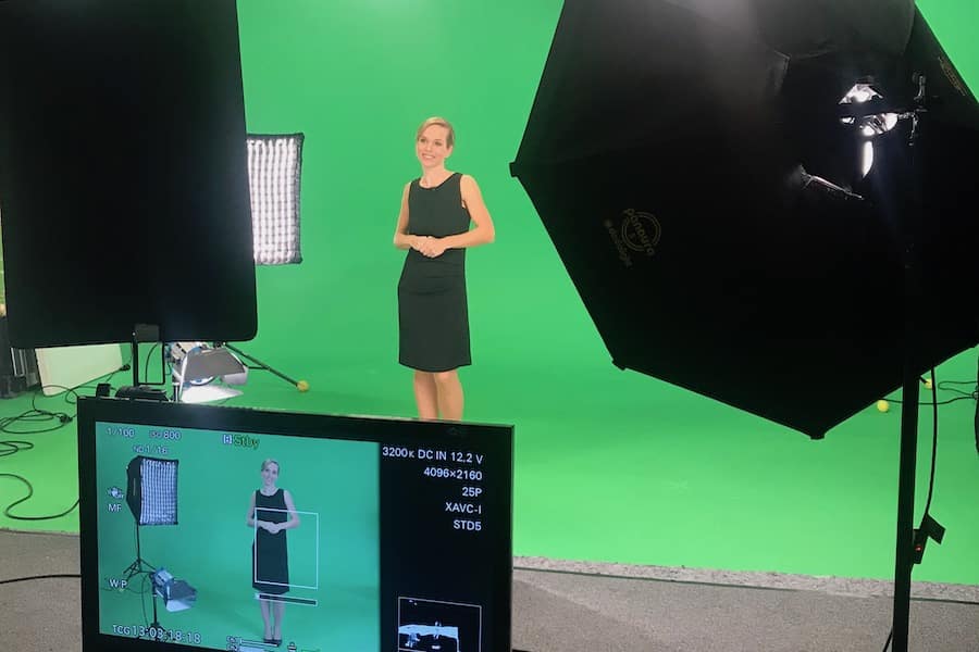 online moderation virtuelle moderatorin digital event produktion livestream online