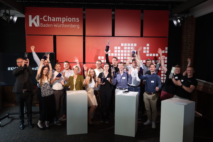 ki champions preisverleihung moderatorin ilka groenewold