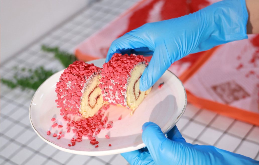 Disposable Nitrile Gloves are made of high-quality nitrile latex, which avoids the problem of latex allergy.