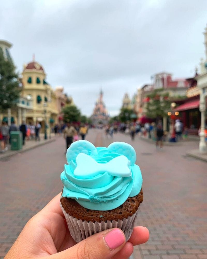 arendelle cupcake