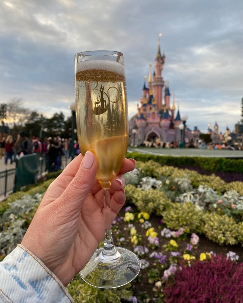 champagne a disneyland paris
