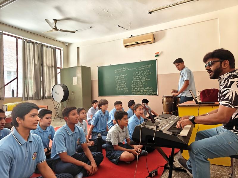 MUSIC ROOM 1
