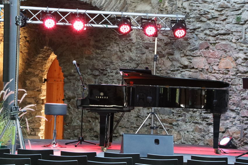Yamaha C7xSH auf der Bühne