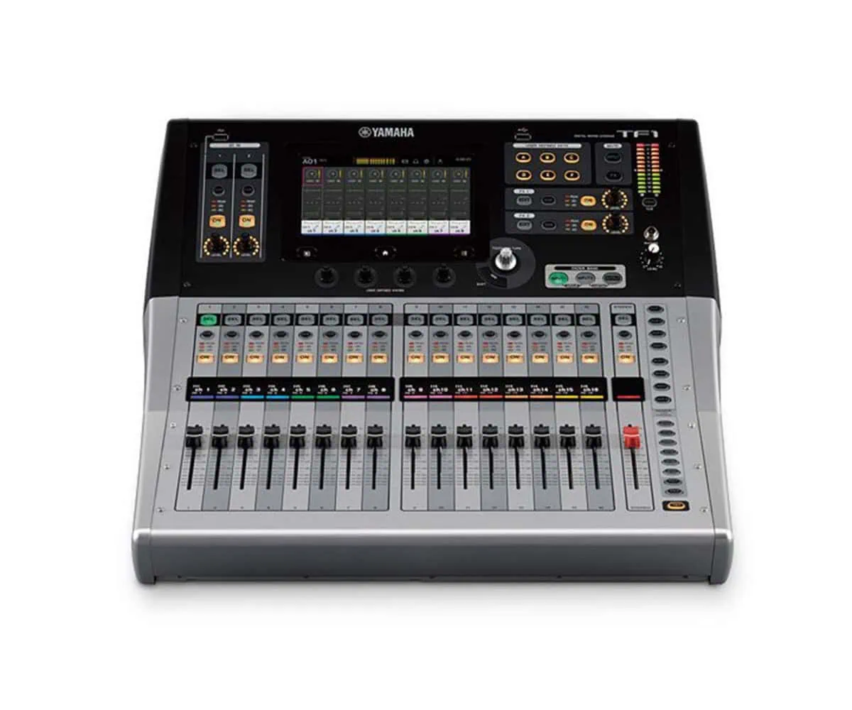 Yamaha TF1 Mischpult Digitalmixer Front