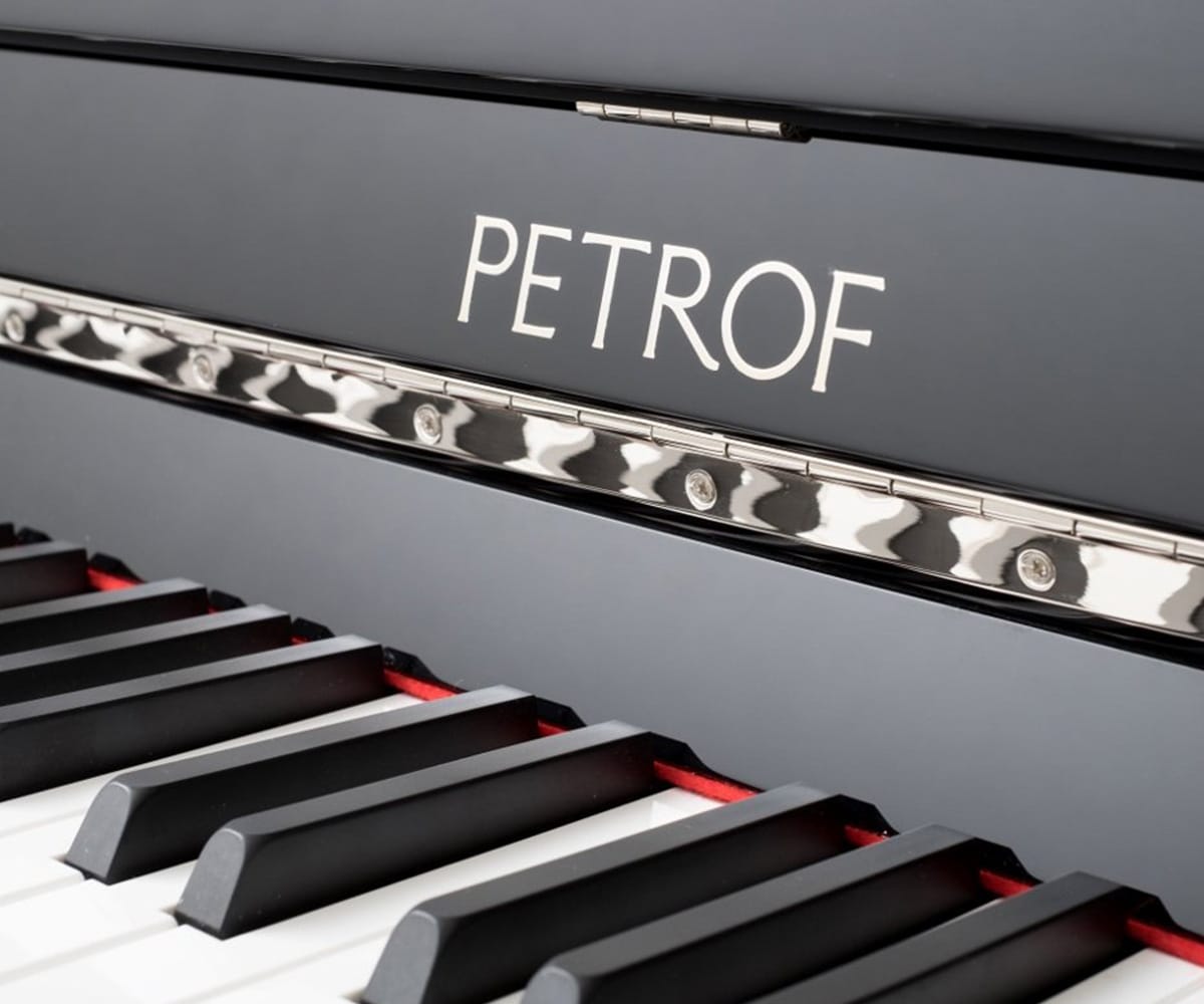 Petrof Model 118 detail 2