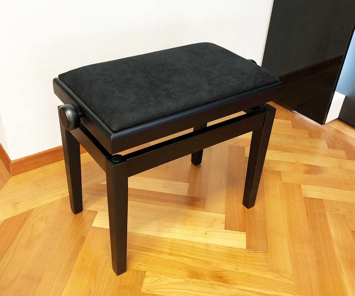 KD20 black satin velvet image