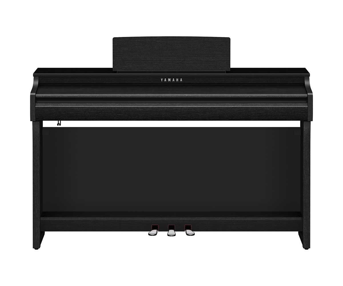 Yamaha Clavinova CLP-825B Closed