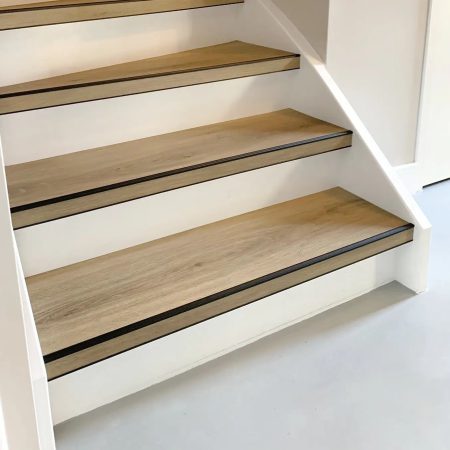 lechateauvloeren_pvc_trap_trapbekleding_traprenovatie lechateauvloeren_pvc_trap_trapbekleding_traprenovatie