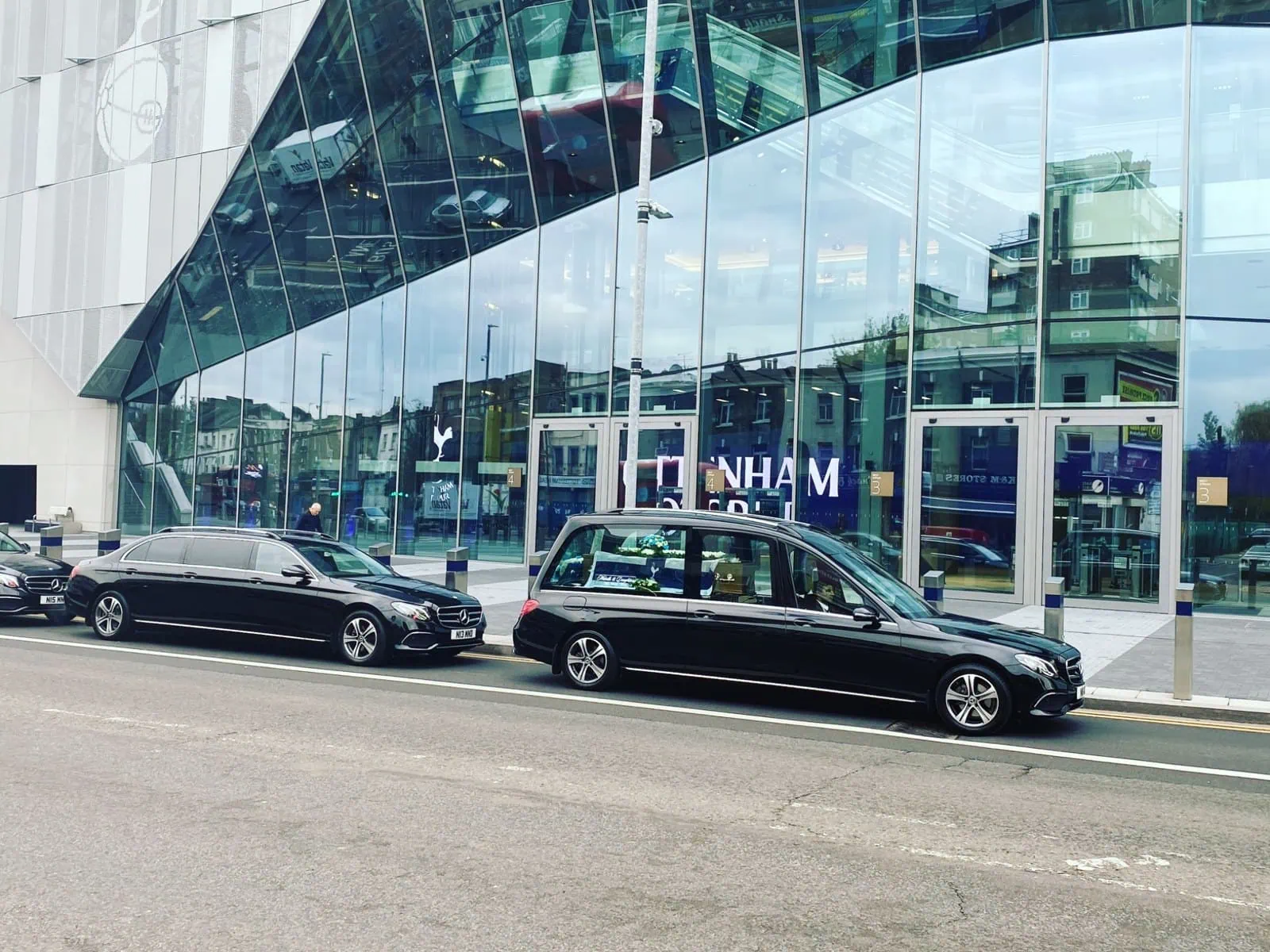 Melville & Daughters funeral vehicles