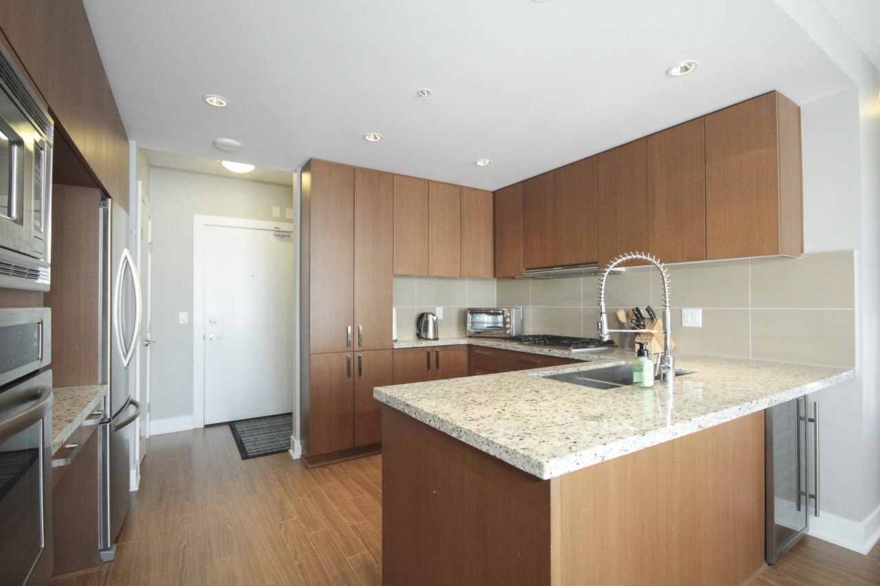 1155 The High Street, Coquitlam, British Columbia V3B 7W4, 2 Bedrooms Bedrooms, 4 Rooms Rooms,2 BathroomsBathrooms,Condo,SOLD,M ONE,The High,15,R2562888